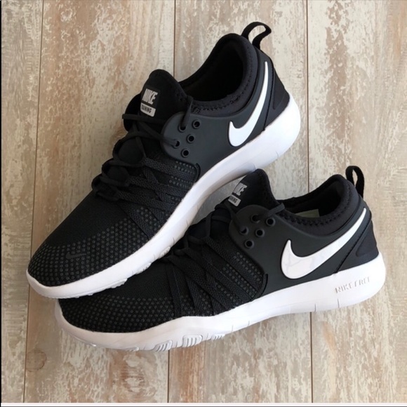 NWT Nike Trainers Black - Picture 7 of 8